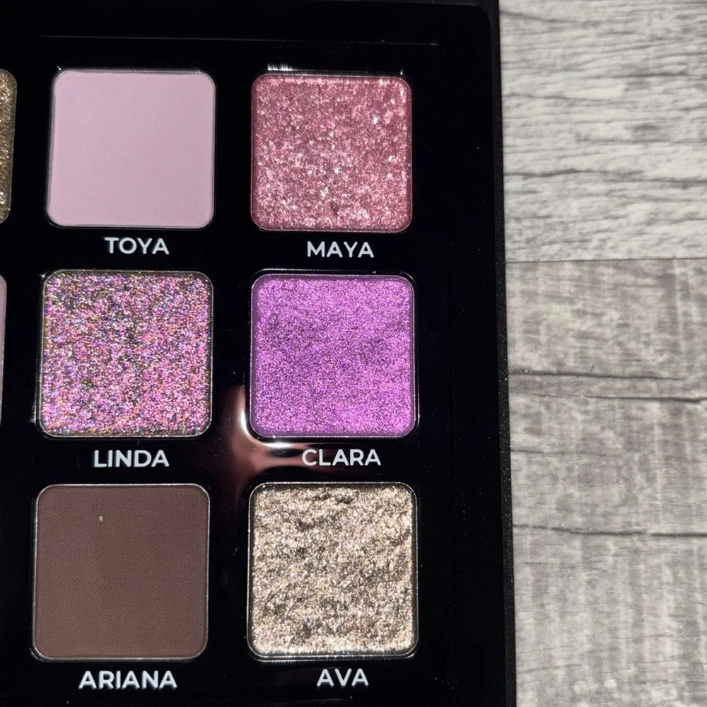 Adept Cosmetics Minka Eyeshadow Palette